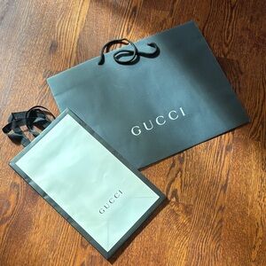Gucci Elegant Black and White Bags